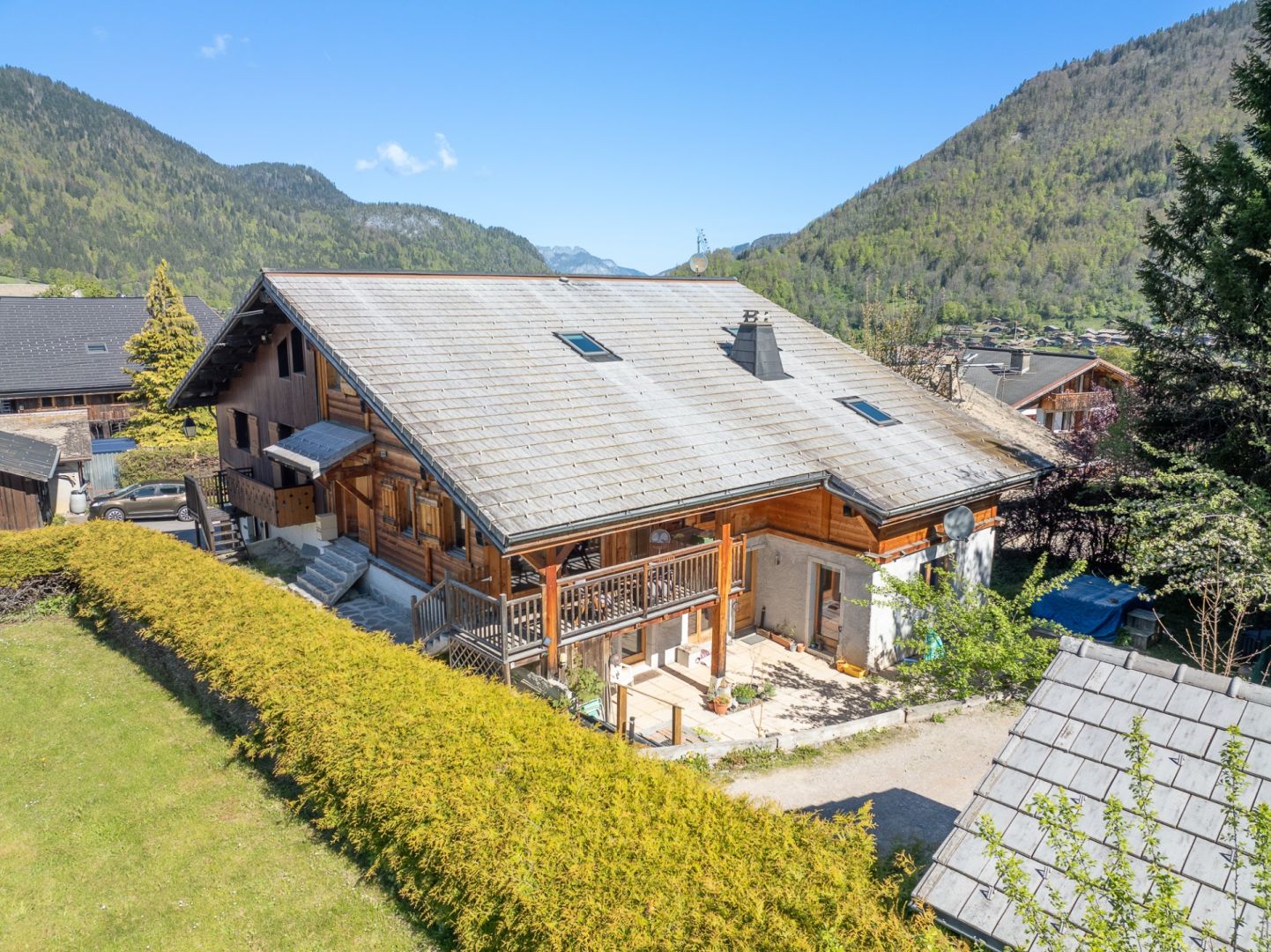 Morzine, Les Portes du Soleil apartment for sale - Morzine | 8-Bedroom Apartment with Mountain Views