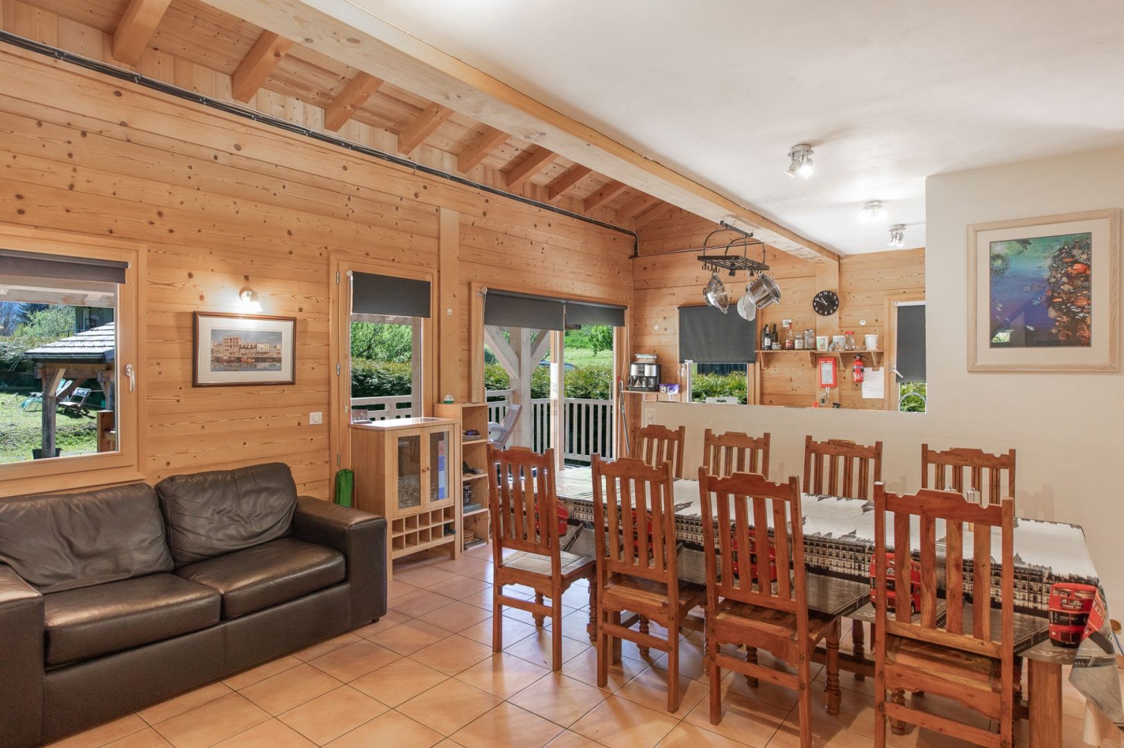 Morzine, Les Portes du Soleil apartment for sale - Morzine | 8-Bedroom Apartment with Mountain Views - gallery image 2