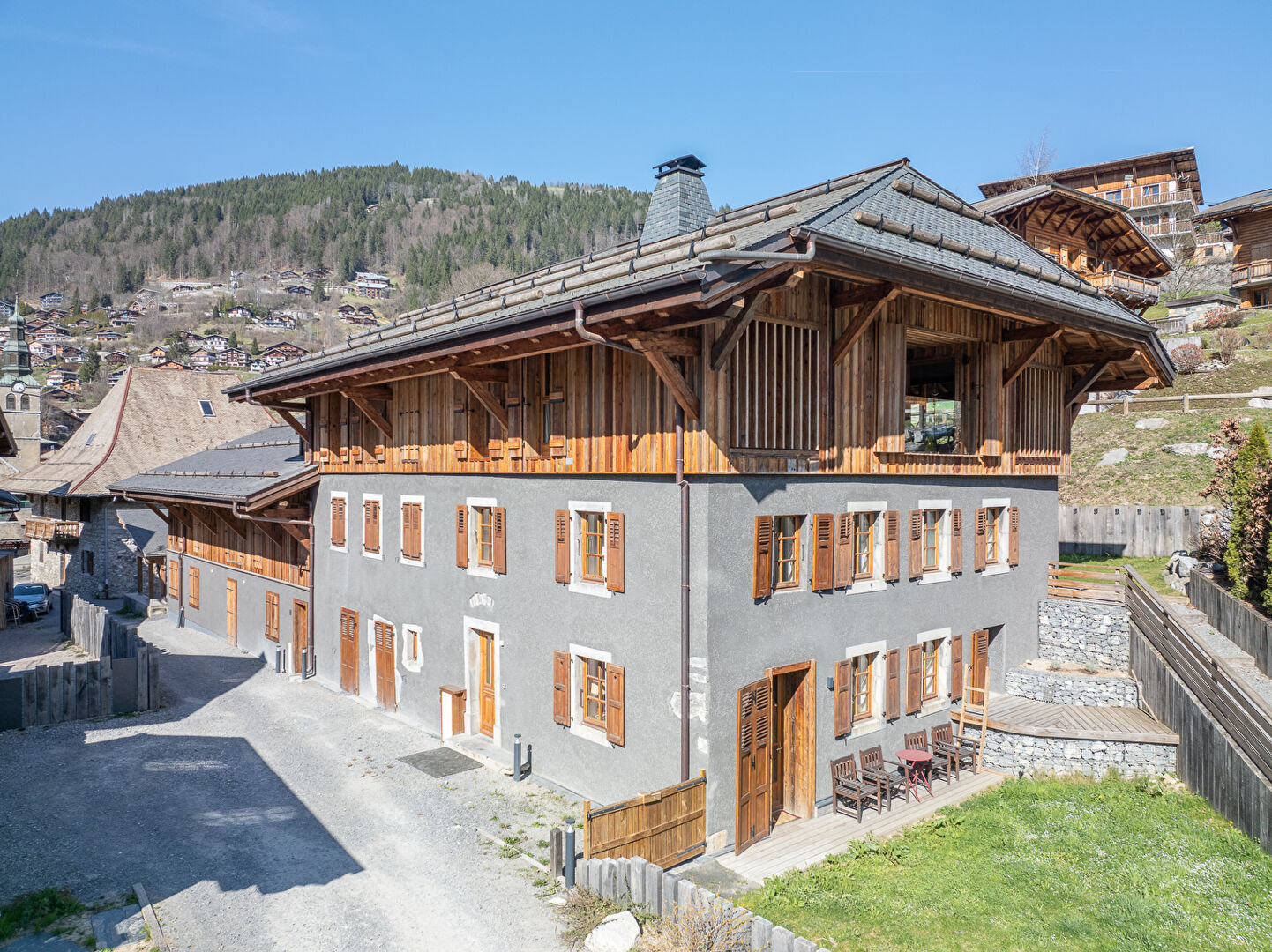 Morzine, Les Portes du Soleil apartment for sale - Morzine | Renovated 3-Bedroom Apartment with Panoramic Mountain Views