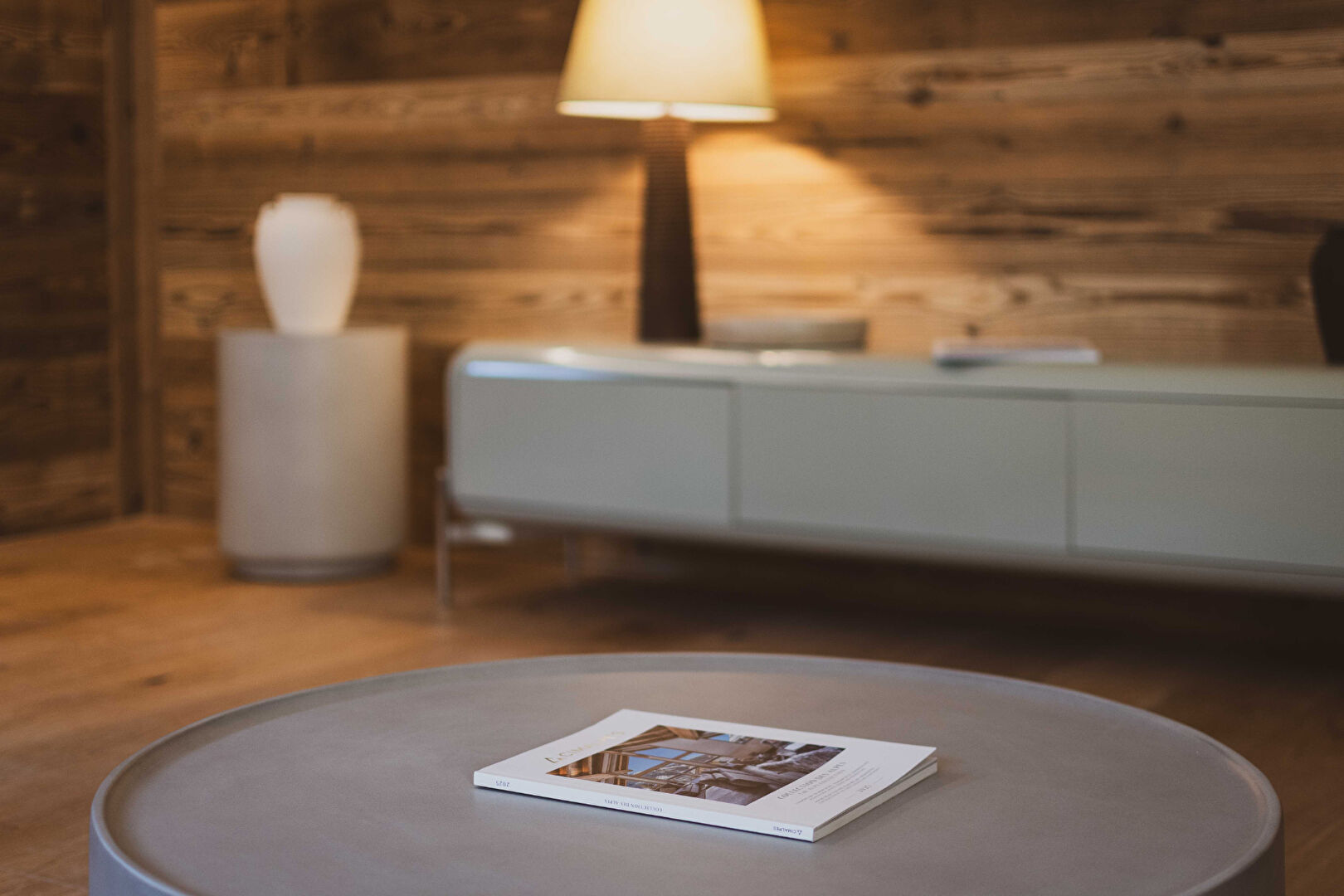 Chamonix, Chamonix Valley apartment for sale - Chamonix | Renovated 3-Bedroom Apartment with Panoramic Mountain Views - gallery image 3