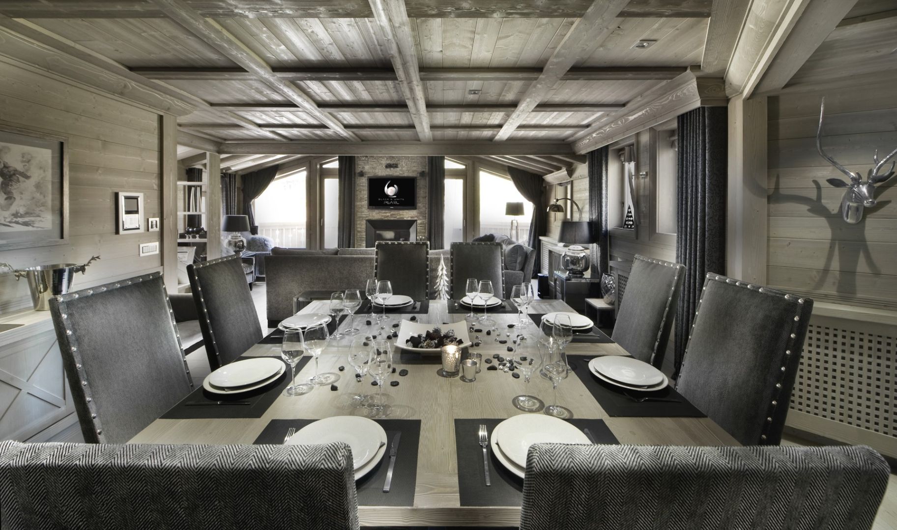Val d Isere, Espace Killy chalet for sale - Val d Isere | Exceptional 5-Bedroom Chalet with South-west-facing Balcony - gallery image 2