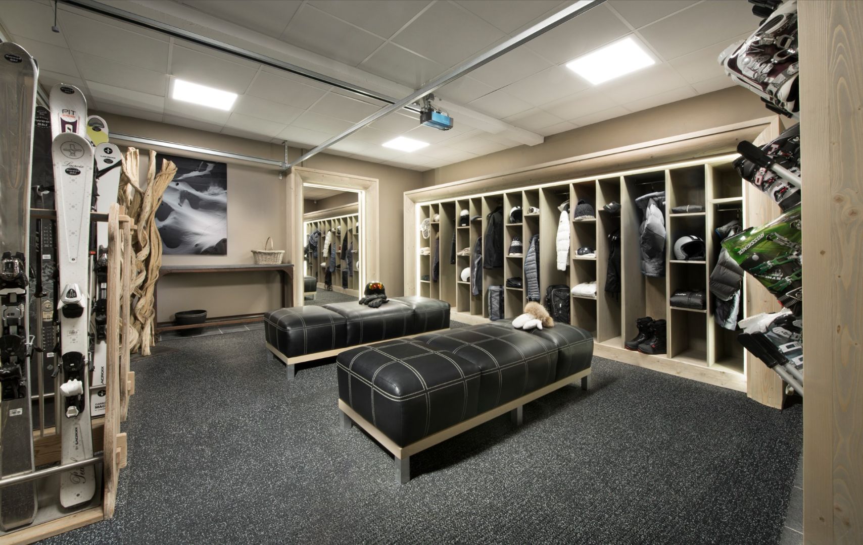 Val d Isere, Espace Killy chalet for sale - Val d Isere | Exceptional 5-Bedroom Chalet with South-west-facing Balcony - gallery image 3