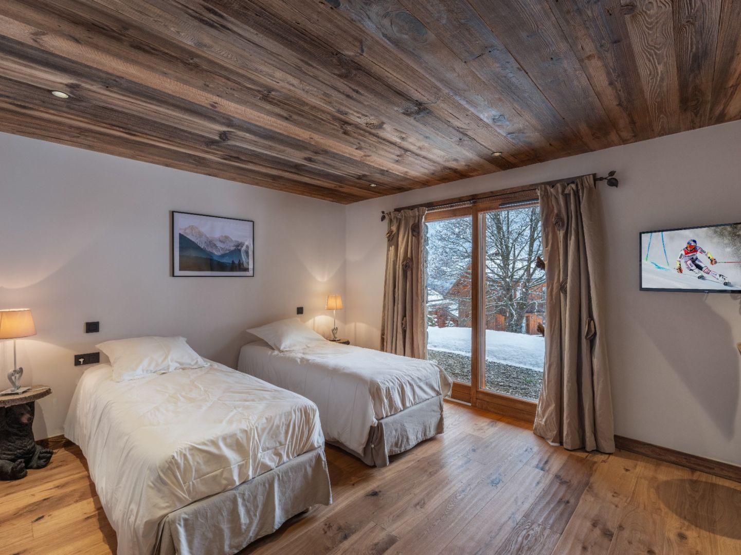 Meribel les Allues, Les 3 Vallées chalet for sale - Meribel les Allues | 4-Bedroom Chalet with South-east-facing Balcony - gallery image 3