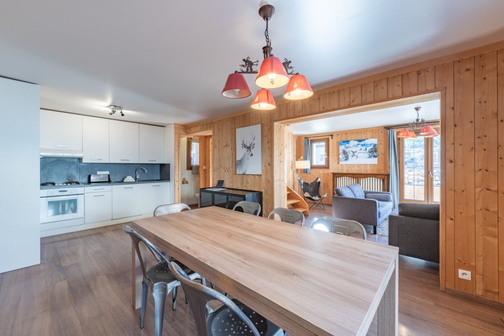 les Deux Alpes, Les 2 Alpes apartment for sale - les Deux Alpes | Rare 3-Bedroom Apartment with Panoramic Mountain Views - gallery image 2