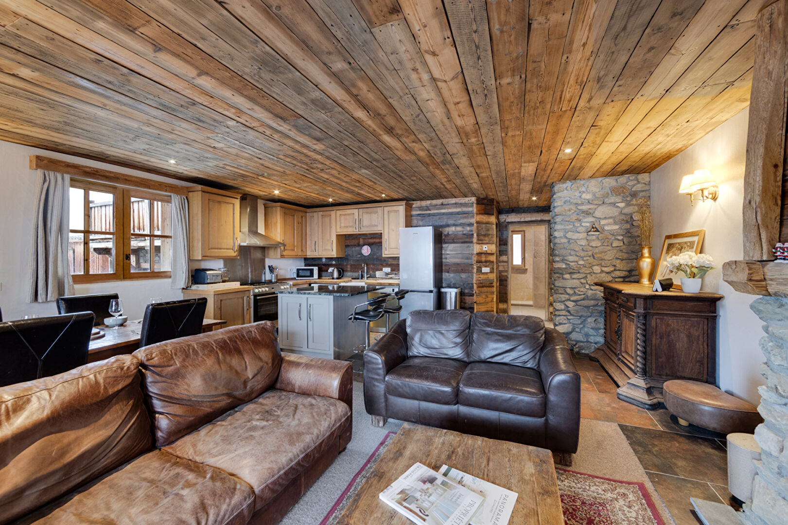 Sainte Foy Tarentaise, Sainte-Foy apartment for sale - Sainte Foy Tarentaise | Premium 1-Bedroom Ski-In/Ski-Out Apartment - gallery image 2