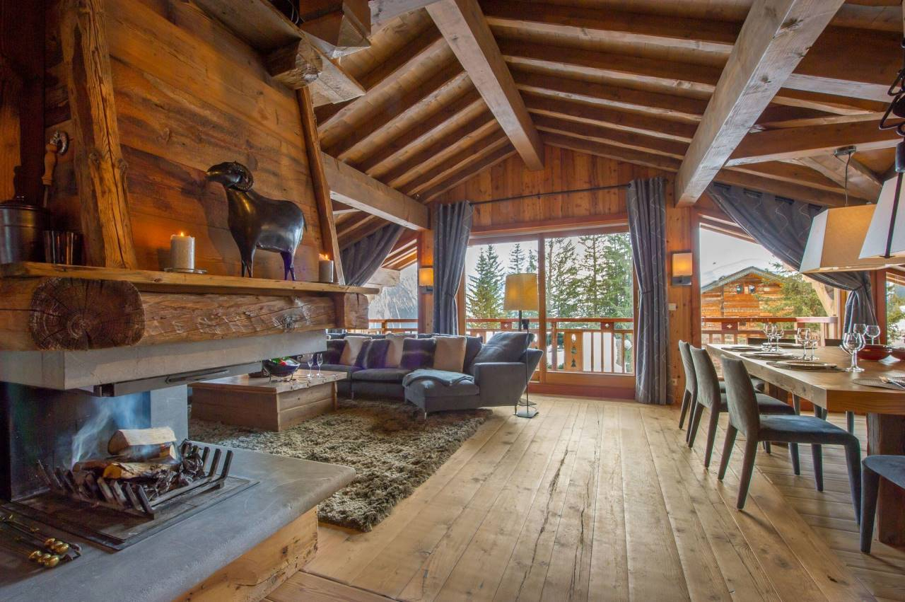 Courchevel, Les 3 Vallées chalet for sale - Courchevel | Rare 6-Bedroom Chalet with Panoramic Mountain Views - gallery image 3
