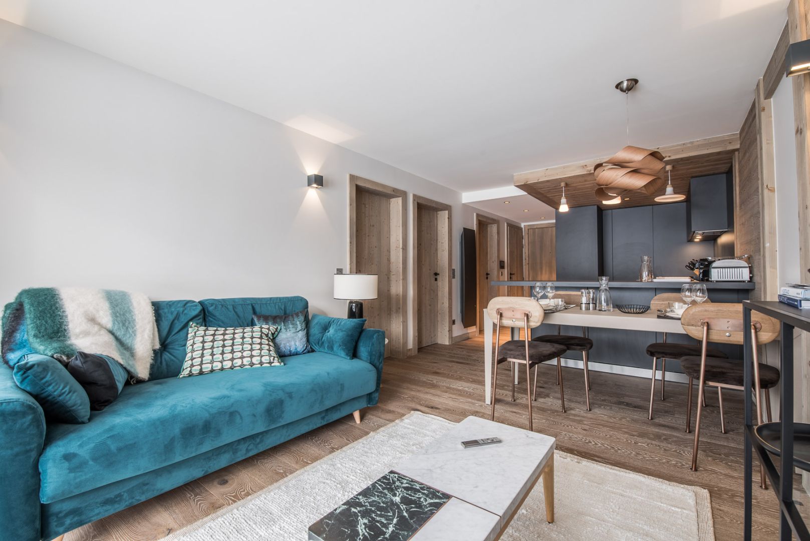 Courchevel, Les 3 Vallées apartment for sale - Courchevel | Exceptional 1-Bedroom Ski-In/Ski-Out Apartment in Resort Centre