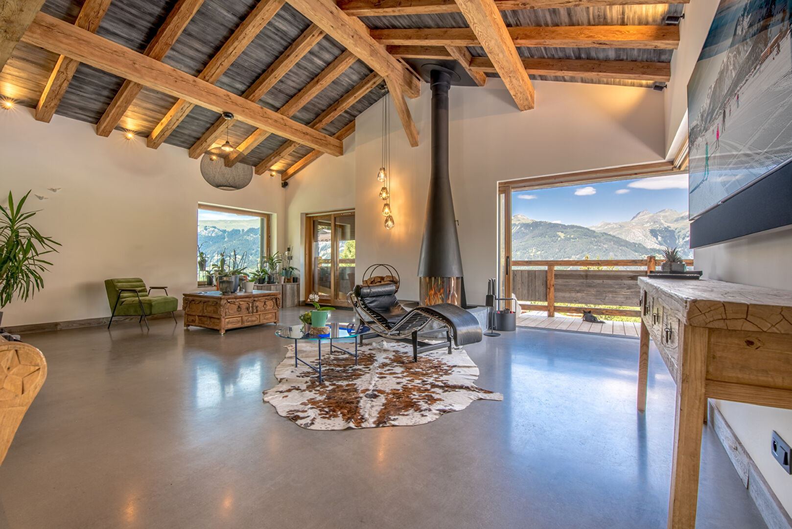 Courchevel, Les 3 Vallées chalet for sale - Courchevel | 7-Bedroom Chalet with Hammam