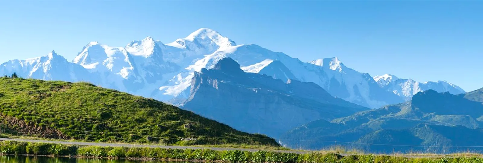 Verchaix summer mountain lake and Grand Massif views