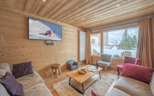 Alpe D’Huez Cognet | Chalet Heart Of The Resort – Unique Opportunity