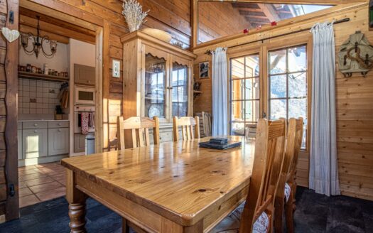 La Côte-d’Arbroz  | Traditional 5-bedroom Chalet – Panoramic View
