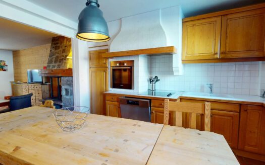 Meribel Les Allues Les Allues centre | Pleasant Village House, Close To The Shops