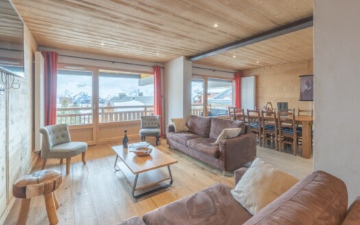 Alpe D’Huez Cognet | Chalet Heart Of The Resort – Unique Opportunity