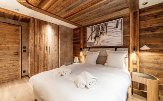Meribel ROND POINT DES PISTES | Superb 4-bed Apartment – 40 Metres From The Ski Slope