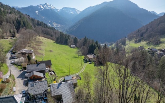 Saint-Jean-d’Aulps  | Traditional 3 Bedroom Chalet – With Garden