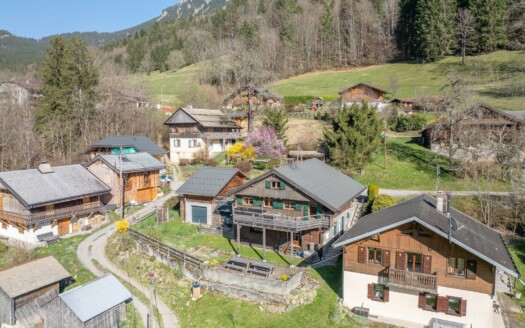 Saint-Jean-d’Aulps  | Traditional 3 Bedroom Chalet – With Garden