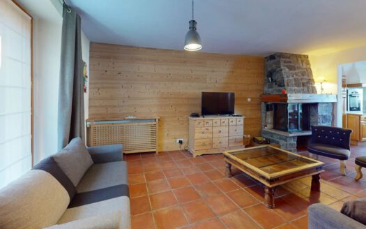 Meribel Les Allues Les Allues centre | Pleasant Village House, Close To The Shops