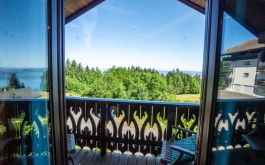 2303 | Thollon‑les‑Mémises – 3‑bedroom chalet with garage, balconies, lake and mountain views