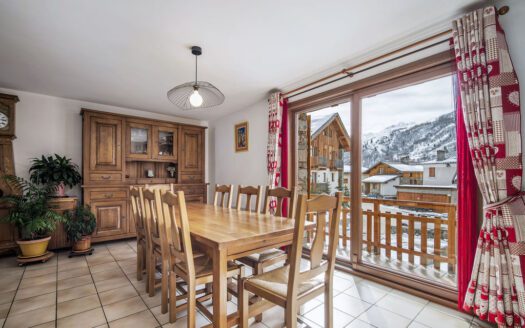 Saint-Martin-de-Belleville  | House 6 Rooms – In Saint-marcel