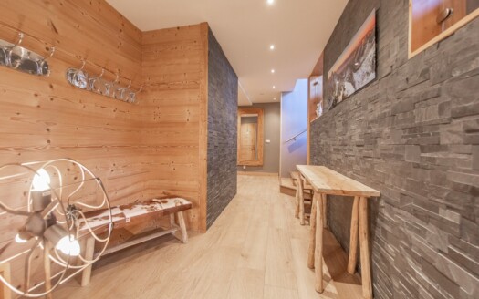 Morzine  | Beautiful 7 Bedrooms Chalet – Close To The Center