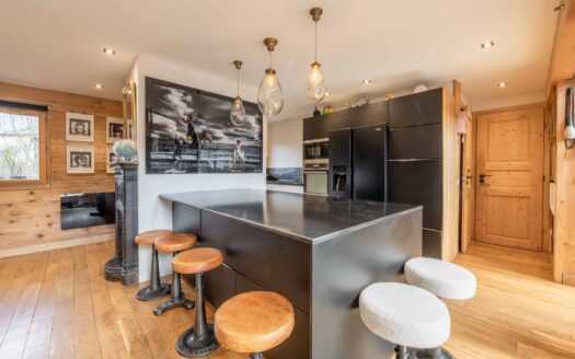 Chamonix-Mont-Blanc Centre | Chalet 5 Bedrooms En Suite – Mont-blanc View