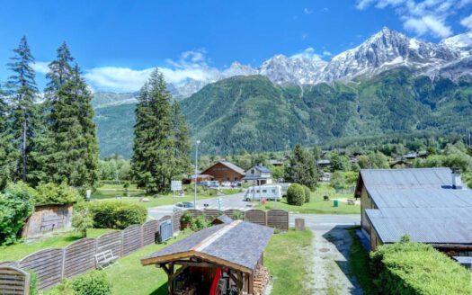 Chamonix-Mont-Blanc Les Gaillands | Half Chalet – Mountain View