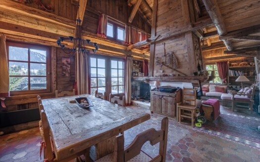 Megève  | Chalet Close To The Village Centre – South-west Bright