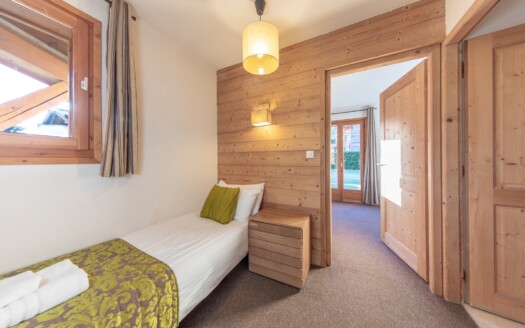 Morzine  | 3-bedroom Apartment + Mountain Corner – Close To The Center