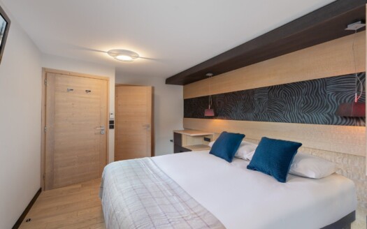 Val Thorens soleil | Apartment In A 4* Hotel Residence + Parking Space