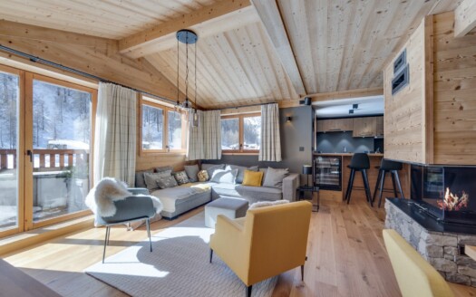 Val-d’Isère Centre | 4-bedroom Apartment – Near The Center And The Slopes