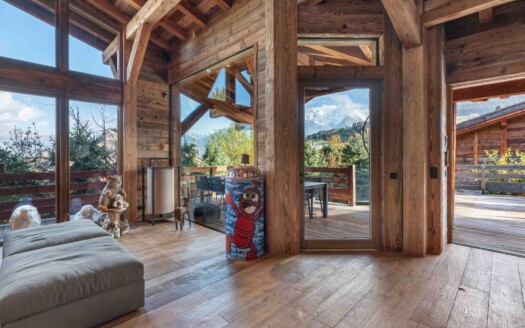 Combloux PROCHE VILLAGE et commodités | Exceptional Chalet – Six Bedrooms – Panoramic Views And Close To The Village Centre