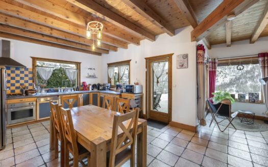 Saint-Martin-de-Belleville  | Chalet In A Typical Village – Panoramic View