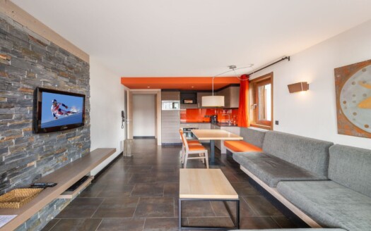 Val Thorens soleil | Apartment In A 4* Hotel Residence + Parking Space