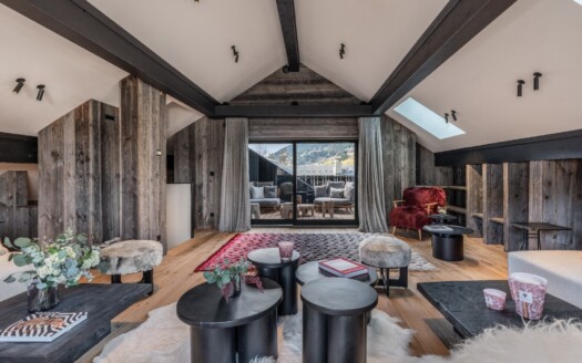 Megève Centre village – rond point | Exceptional Chalet In The Center Of Megève Village