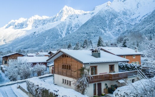 Les Houches Saint Antoine | 3 Bedrooms House With Adjoining 2 Room Flat In The Heart Of Les Houches