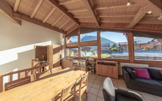 Morzine  | 3-bedroom Apartment + Mountain Corner – Close To The Center