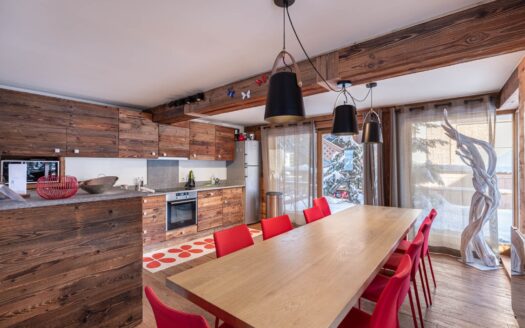 Courchevel Le Praz Le Praz | 5-bedroom Apartment – Ideally Located