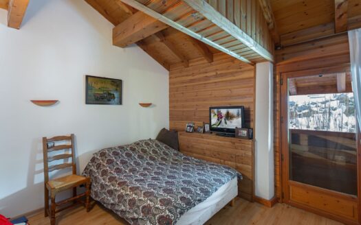 Saint-Martin-de-Belleville  | Village House – 6 Rooms – Panoramic View With Building Plot