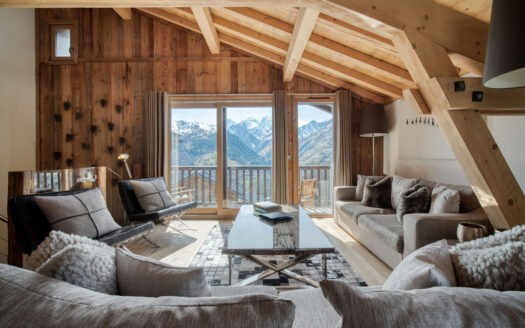 Saint-Martin-de-Belleville  | Luxury Half Chalet – Panoramic Views