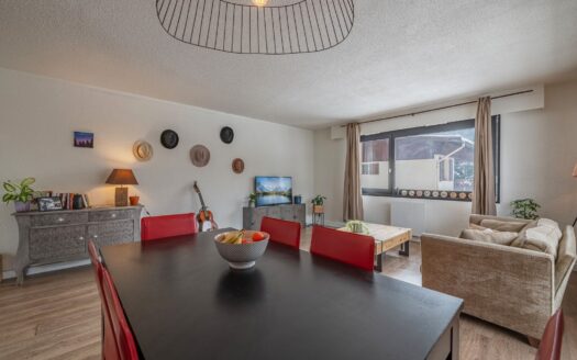 Chamonix-Mont-Blanc Centre | Two-bedroom – South Facing Flat