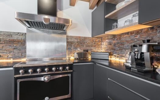 Meribel Lieu dit Garrouillaz | Recent Apartment With Mountain Views – Meribel Village