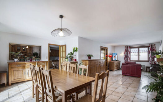 Saint-Martin-de-Belleville  | House 6 Rooms – In Saint-marcel