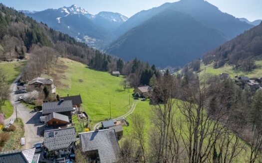 Saint-Jean-d’Aulps  | Traditional 3 Bedroom Chalet – With Garden