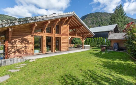 Morzine Résidentiel | 5 Bedroom Ensuite Chalet – Ski-in