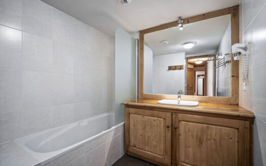 Val Thorens grande rue | 3 Bedroom Apartment – In The Heart Of Val Thorens