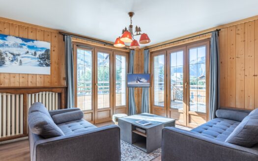 Les Deux Alpes Avenue de la Muzelle | 3-bedroom Apartment In The Heart Of The Resort – Prime Location