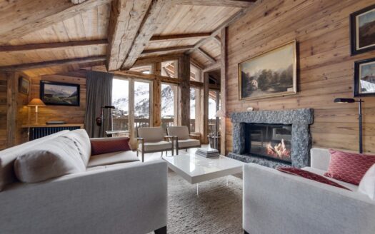 Val-d’Isère Centre | 3-bedroom Penthouse – Resort Center