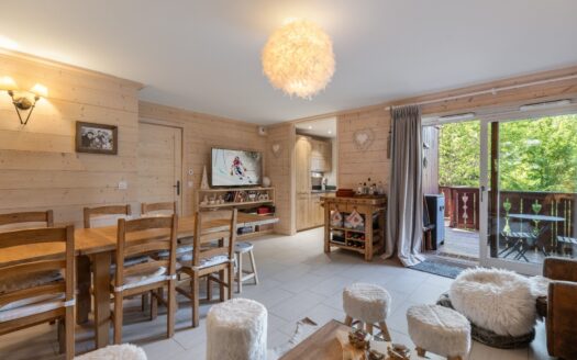 Meribel Méribel-Village | South-facing, Fully Renovated 4-bedroom Apartment