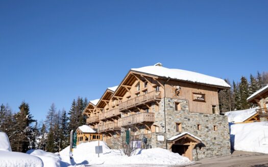 La Rosière L’Averne | 6-bedroom Triplex Apartment – Panoramic View