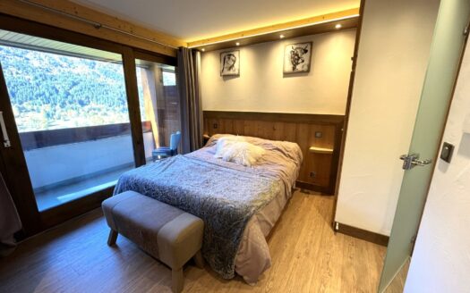 Meribel Morel | Fully Renovated 2-bedroom Apartment + Cabin